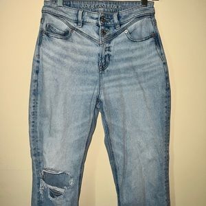 American Eagle size 4 jeans super comfortable and casual to wear
